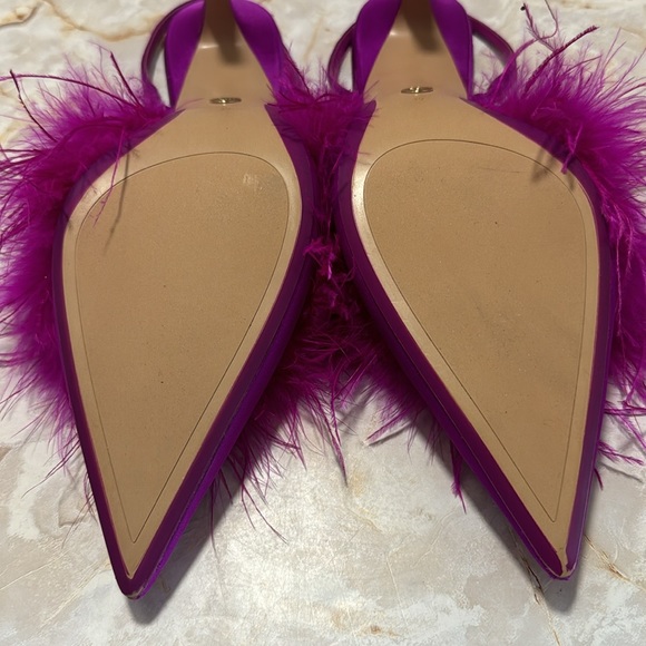 Fuchsia sling back heels with feathers by Zara - Picture 6 of 10